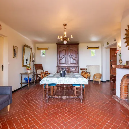 Maica By Interhome *